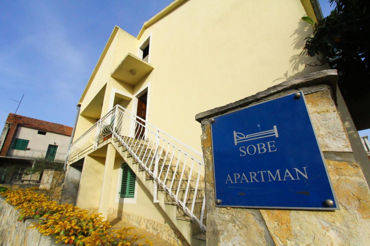 Apartments Gaja Green Ap Sveti Filip i Jakov Esterno foto