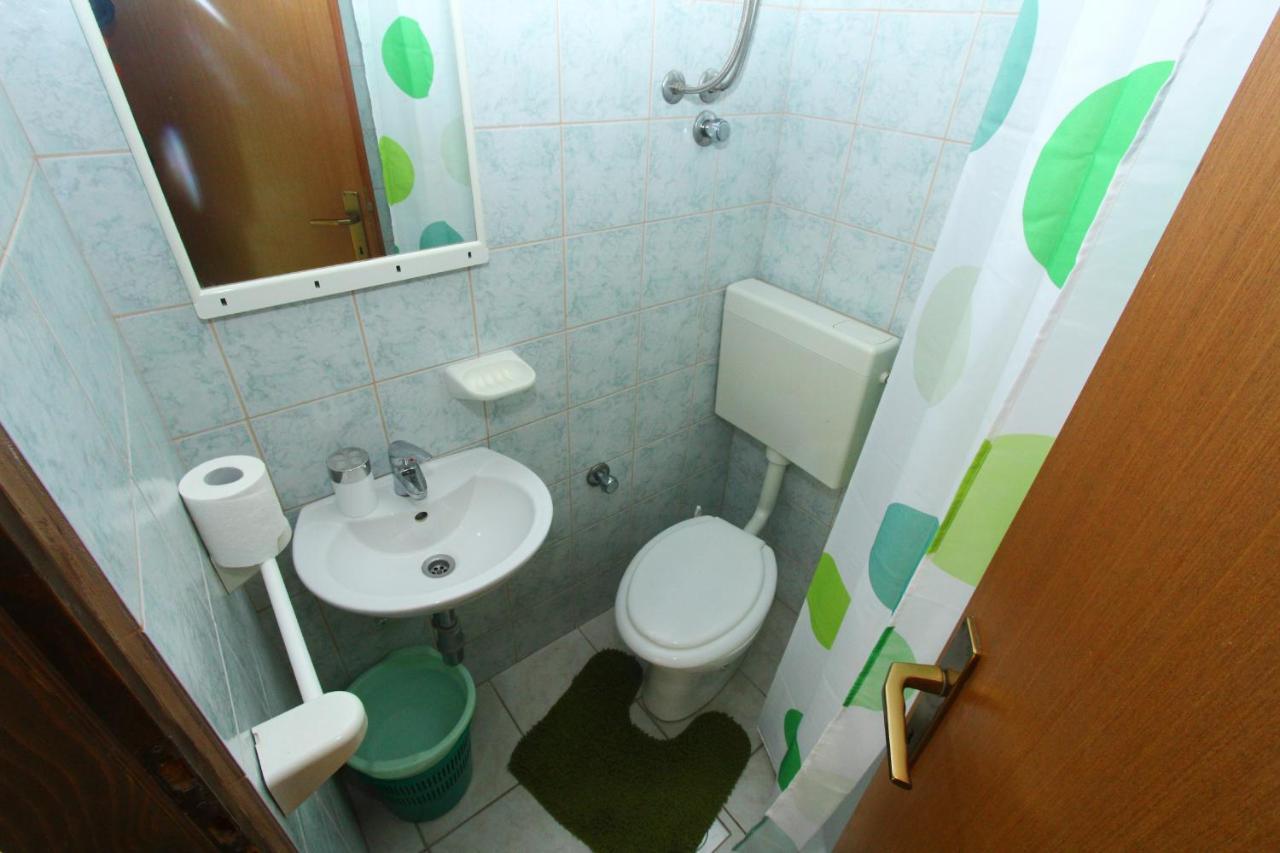 Apartments Gaja Green Ap Sveti Filip i Jakov Esterno foto