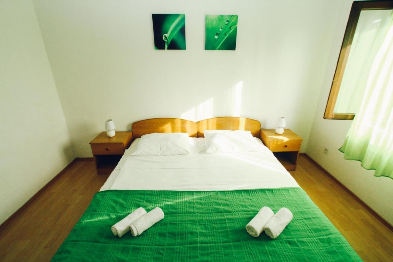 Apartments Gaja Green Ap Sveti Filip i Jakov Esterno foto